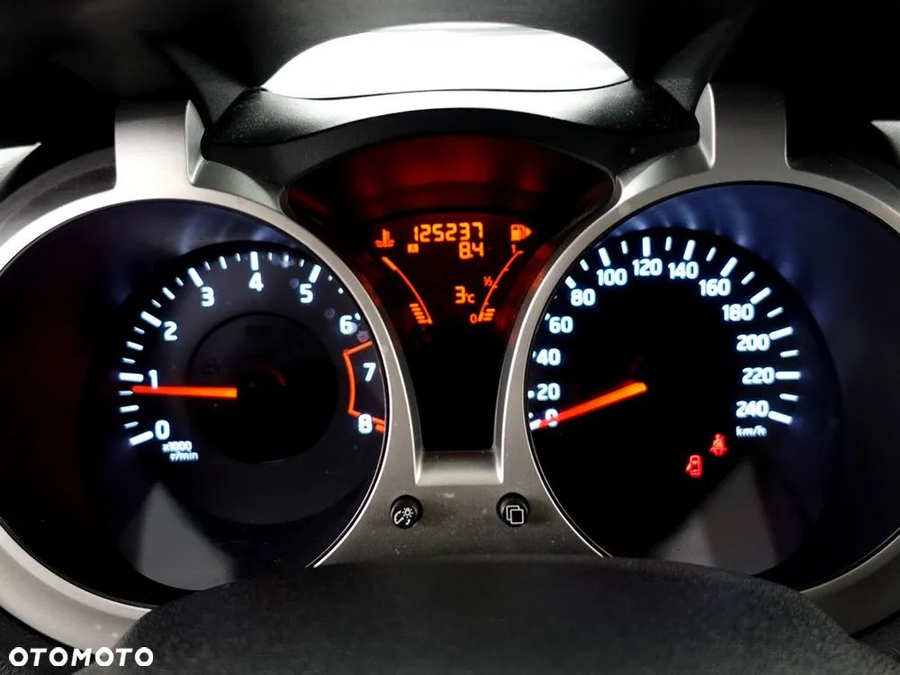 Nissan Juke 1.6 Acenta - 17