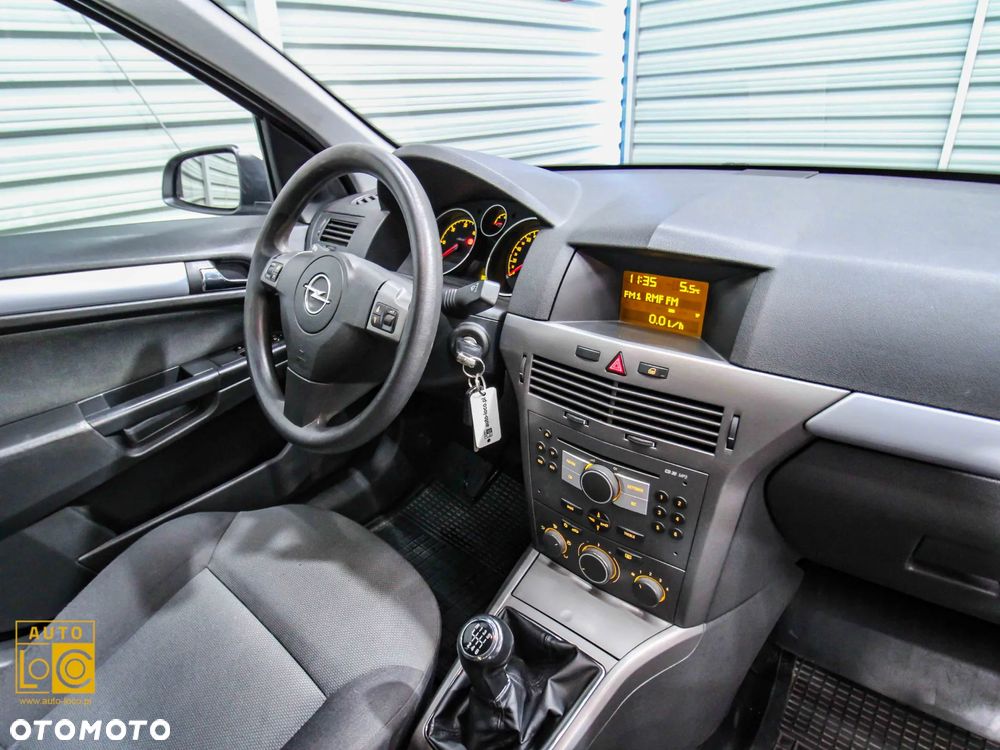 Opel Astra 1.9 CDTI DPF Edition - 14