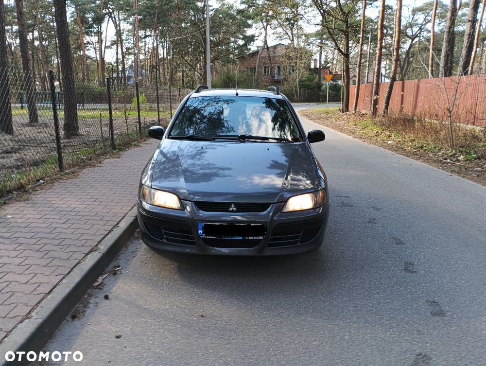 Mitsubishi Space Star 1.6 Avance - 1