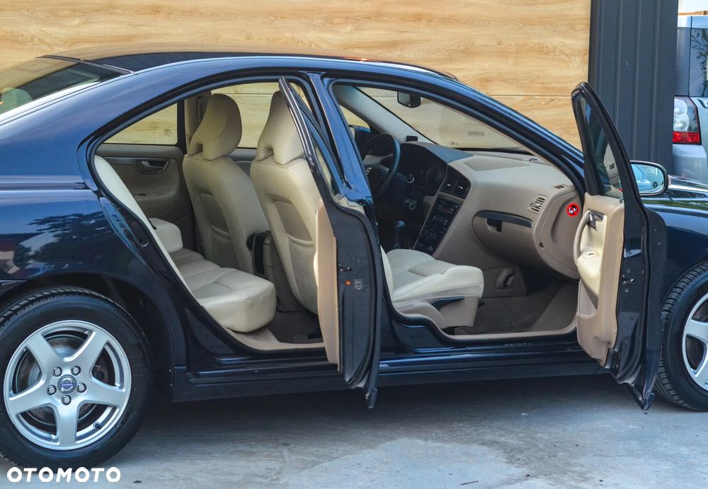 Volvo S60 2.4D Momentum - 13
