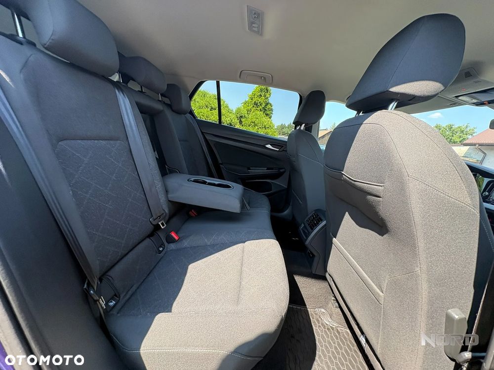 Volkswagen Golf 1.5 TSI EVO Life - 15