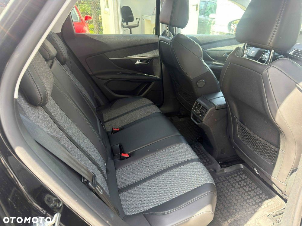 Peugeot 3008 - 13