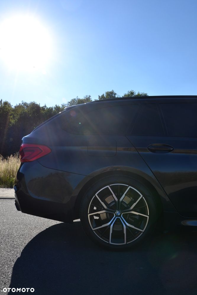BMW Seria 5 520d M Sport - 30