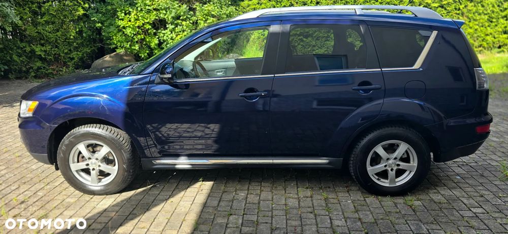 Mitsubishi Outlander - 7