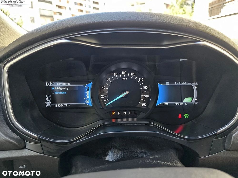 Ford Mondeo SW 2.0 Hybrid Executive Plus - 26