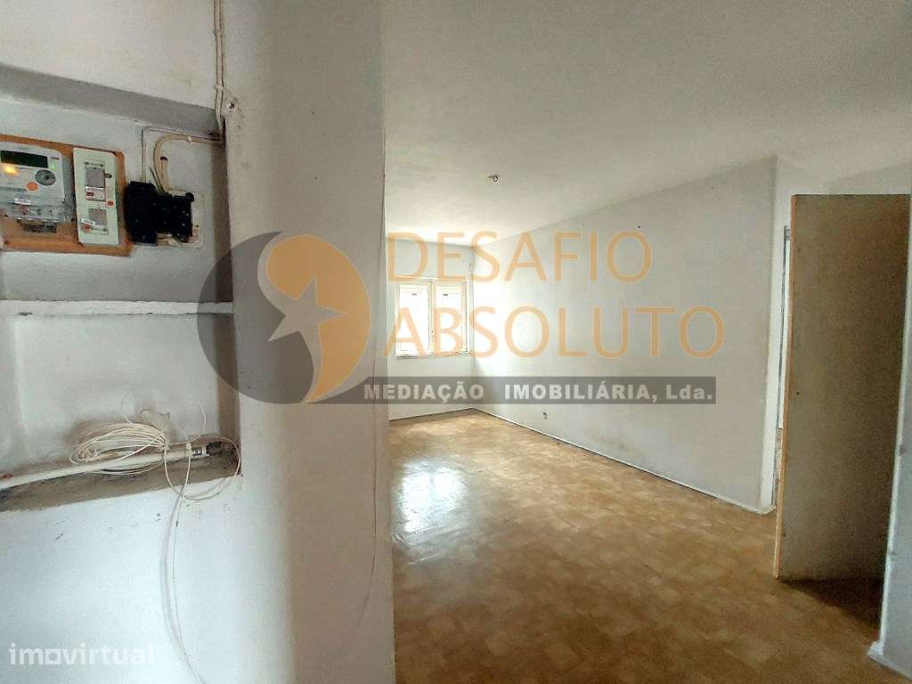Apartamento T3, em Remodelação, Laranjeiro - Grande imagem: 3/20