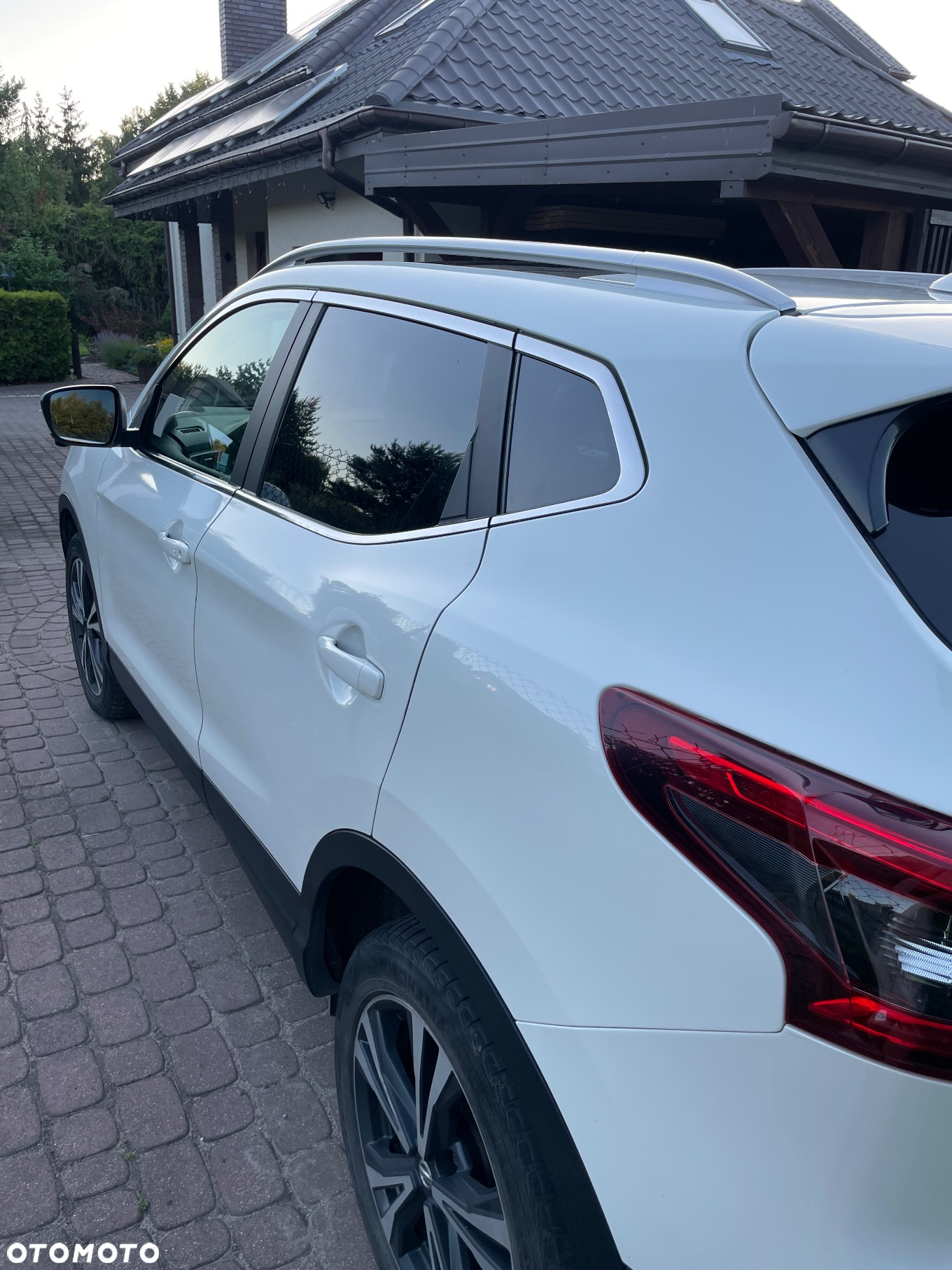 Nissan Qashqai 1.6 DIG-T N-Connecta - 9