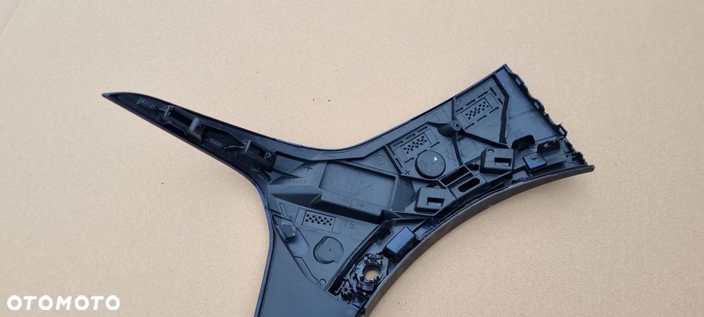 RENAULT MEGANE V E-TECH 2022- Narożnik zderzaka prawy oryginał - 5