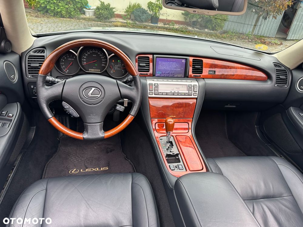 Lexus SC Prestige - 29