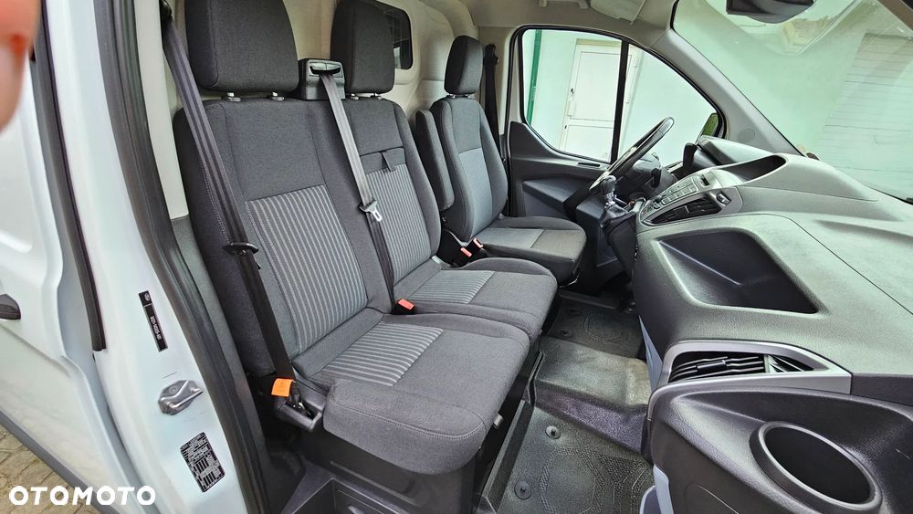 Ford Custom 2,0TDCI L2H1 Długi 194t.km. Pełen Serwis Ford Klima Webasto Hak Parktronik 2xDrzwi - 28