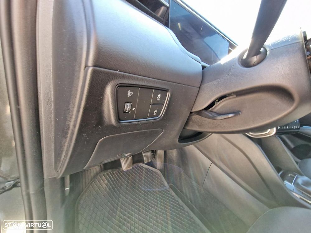 Hyundai Tucson 1.6 T-GDI Vanguard+TA - 37