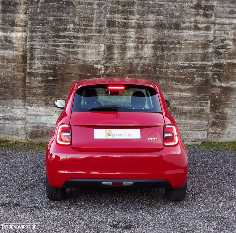 Fiat 500e 42kWh Red - 10