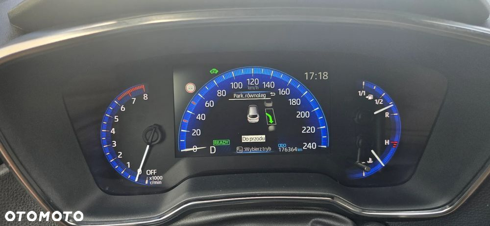 Toyota Corolla 2.0 Hybrid Comfort - 24