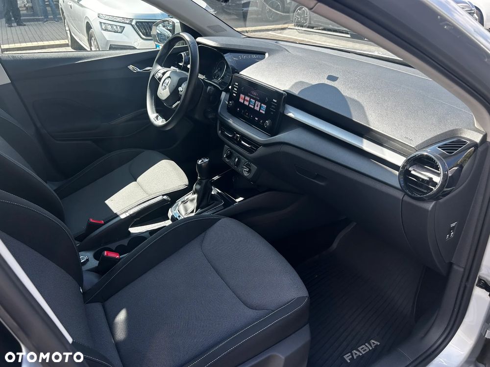 Skoda Fabia 1.0 TSI Ambition - 27