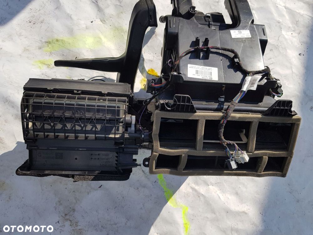 nagrzewnica dmuchawa Opel Astra J 13497123 - 3