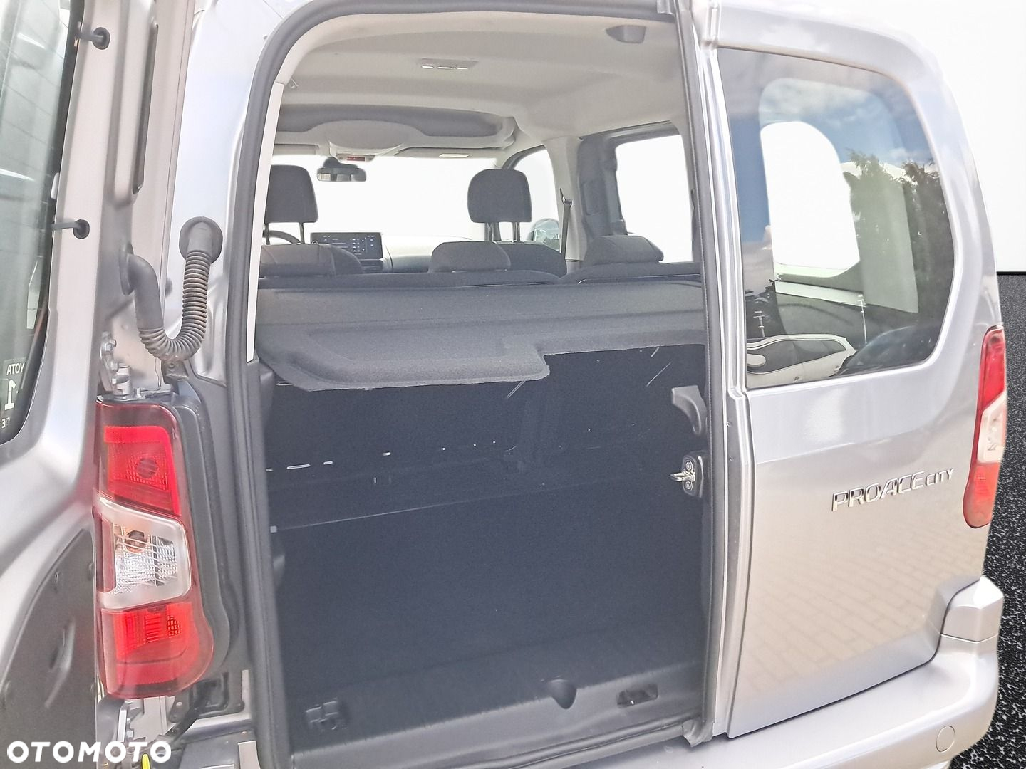 Toyota Proace City Verso 1.5 D-4D Business - 28