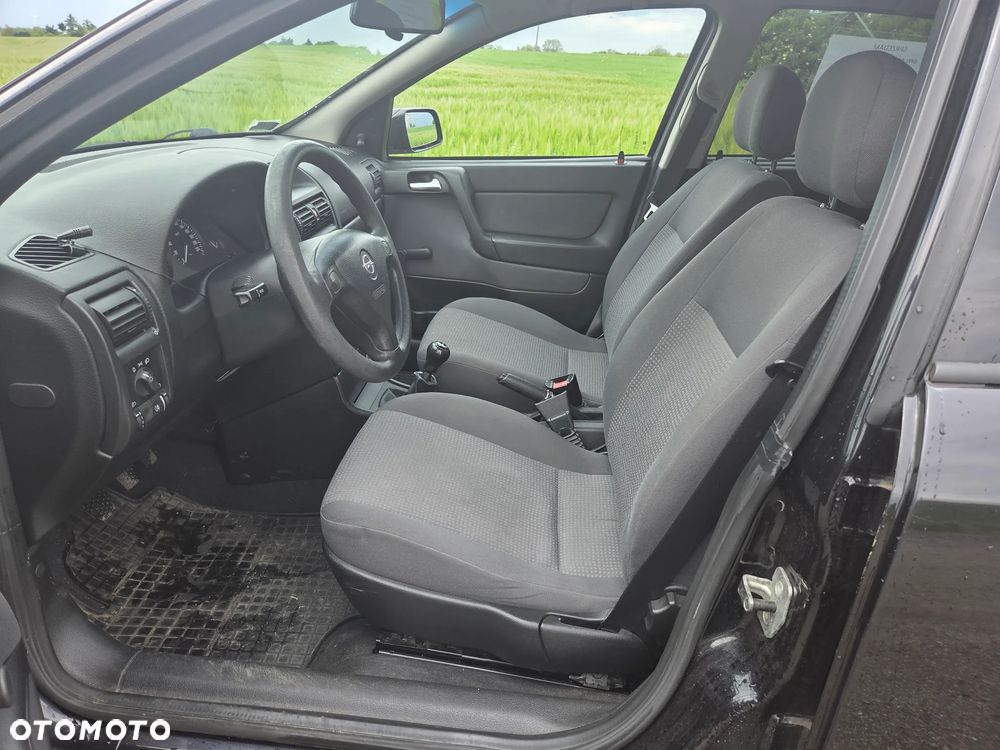 Opel Astra - 12