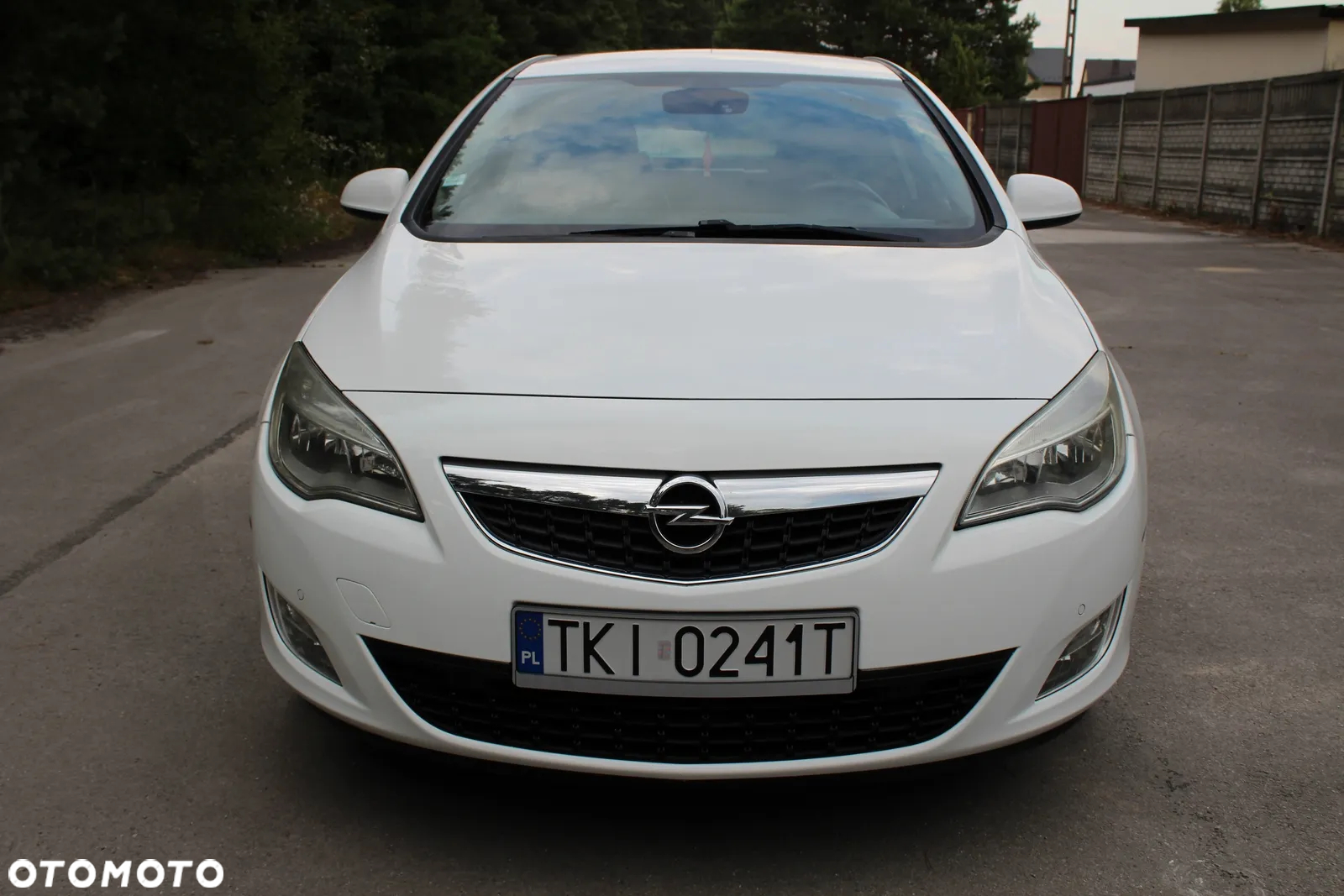 Opel Astra 1.7 CDTI DPF Cosmo - 9