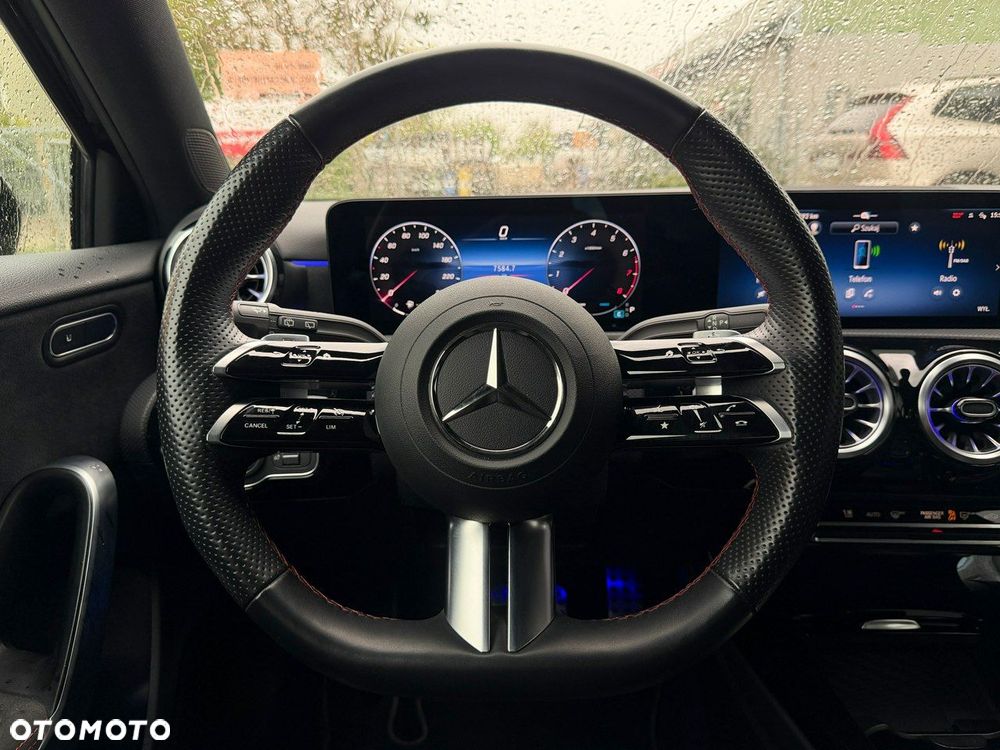 Mercedes-Benz Klasa A 200 AMG Line 7G-DCT - 14