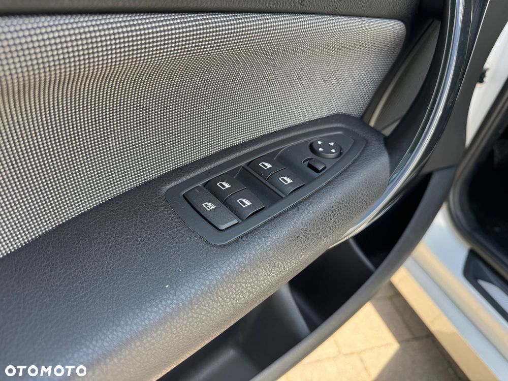BMW Seria 1 116d EfficientDynamics Edition Urban Line - 25