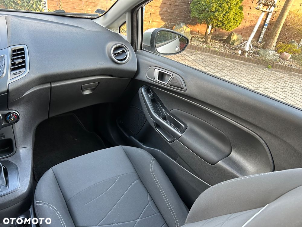 Ford Fiesta - 28