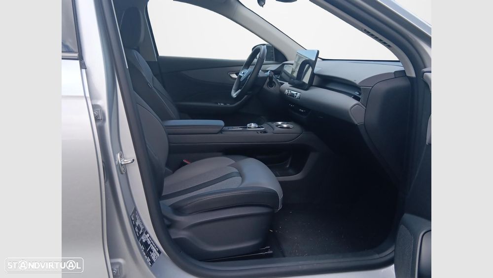 MG MGS5 EV 64 kWh Luxury — fotografia 12