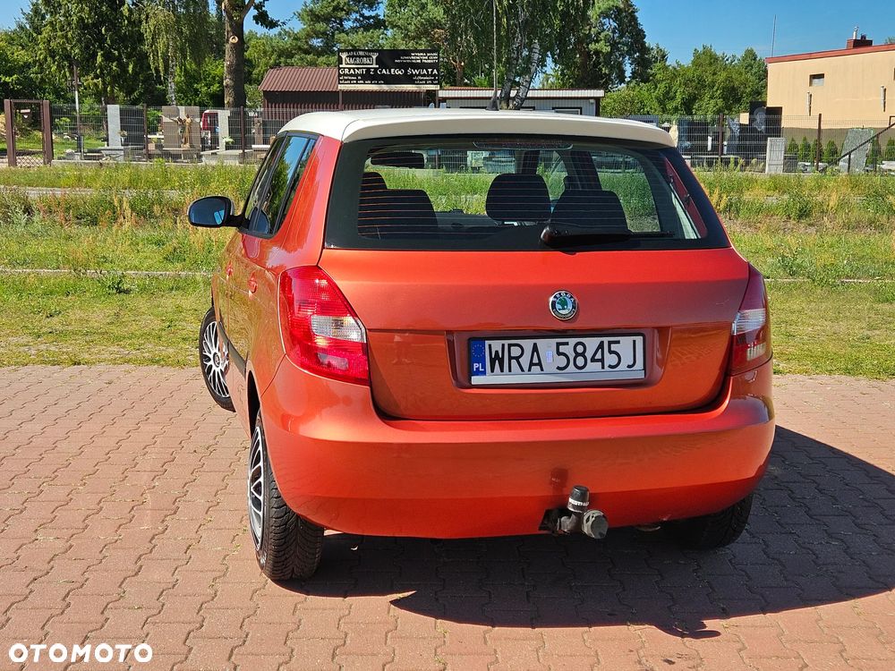 Skoda Fabia 1.2 HTP Cool Colour Edition - 3