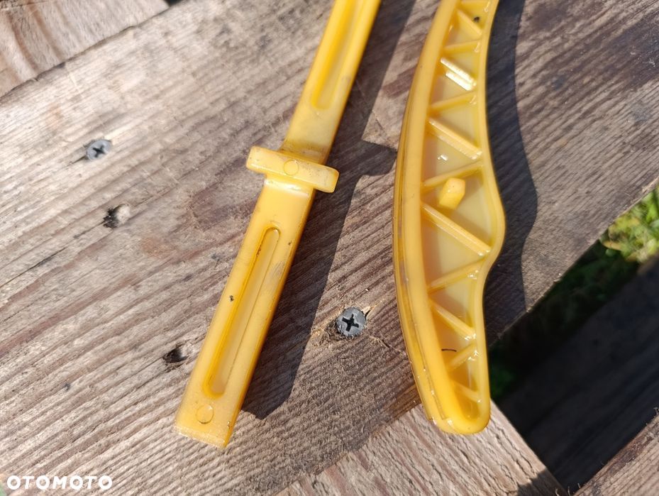 Ślizgi KTM Duke 125 RC 11 - 16 r ślizg silnika głowicy rozrządu B2 - 4