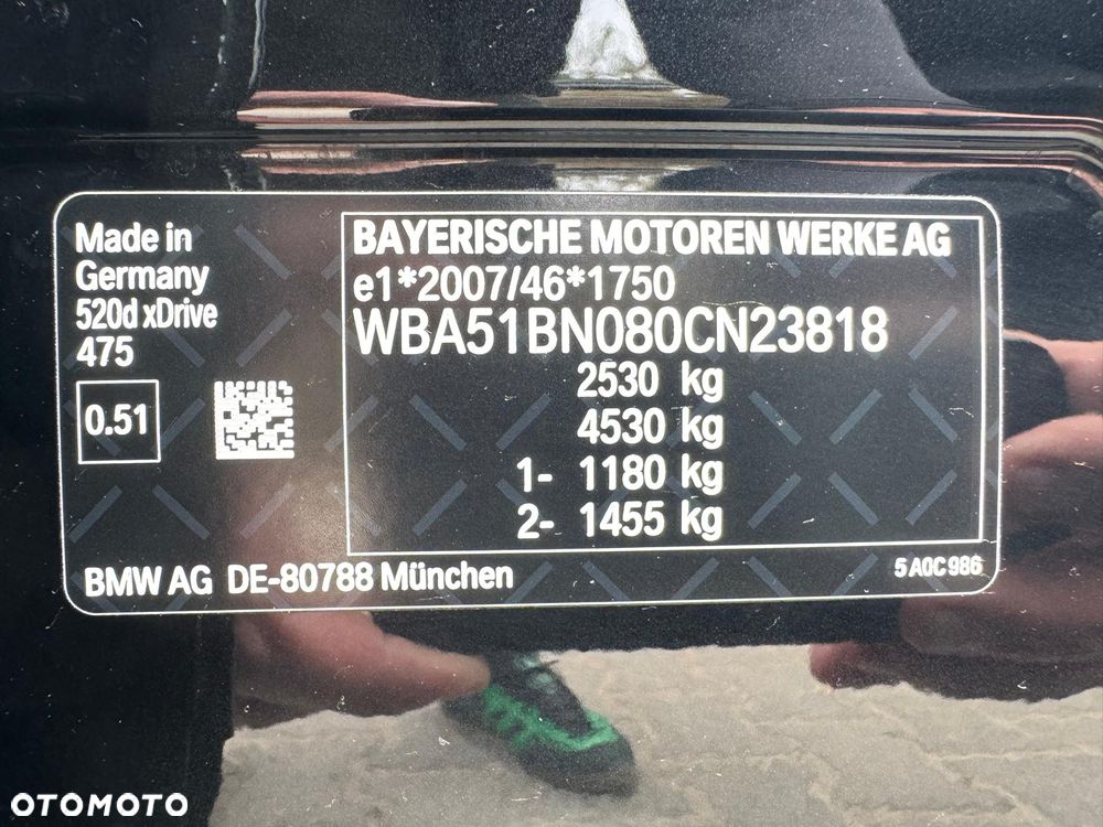BMW Seria 5 520d xDrive M Sport sport - 33