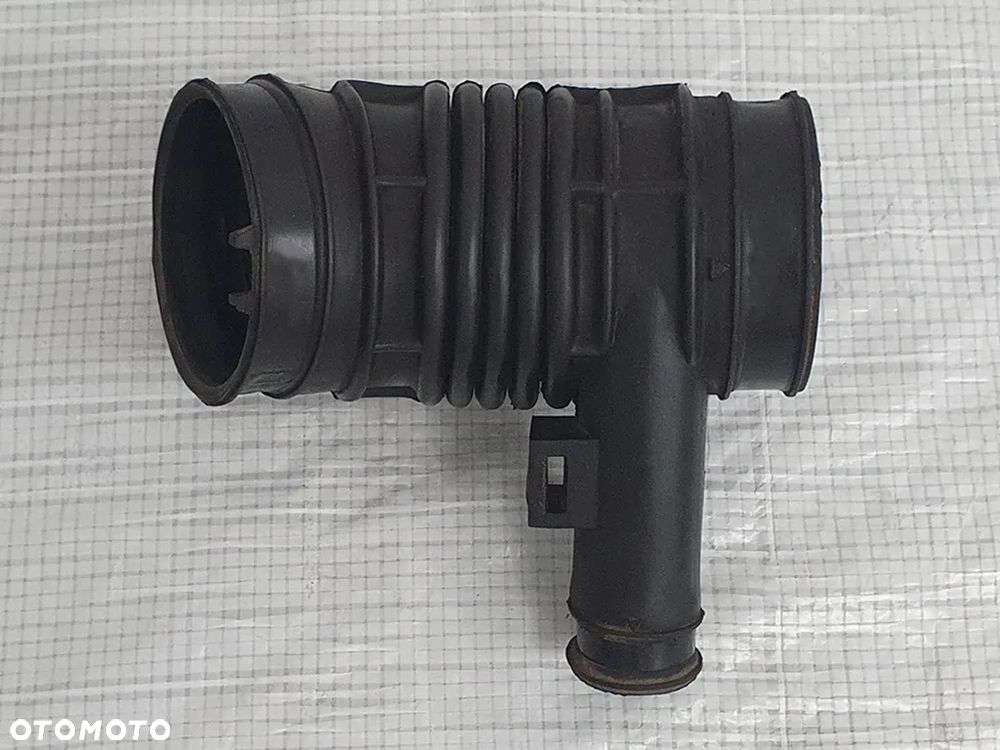 Rura filtra powietrza do Suzuki Vitara I