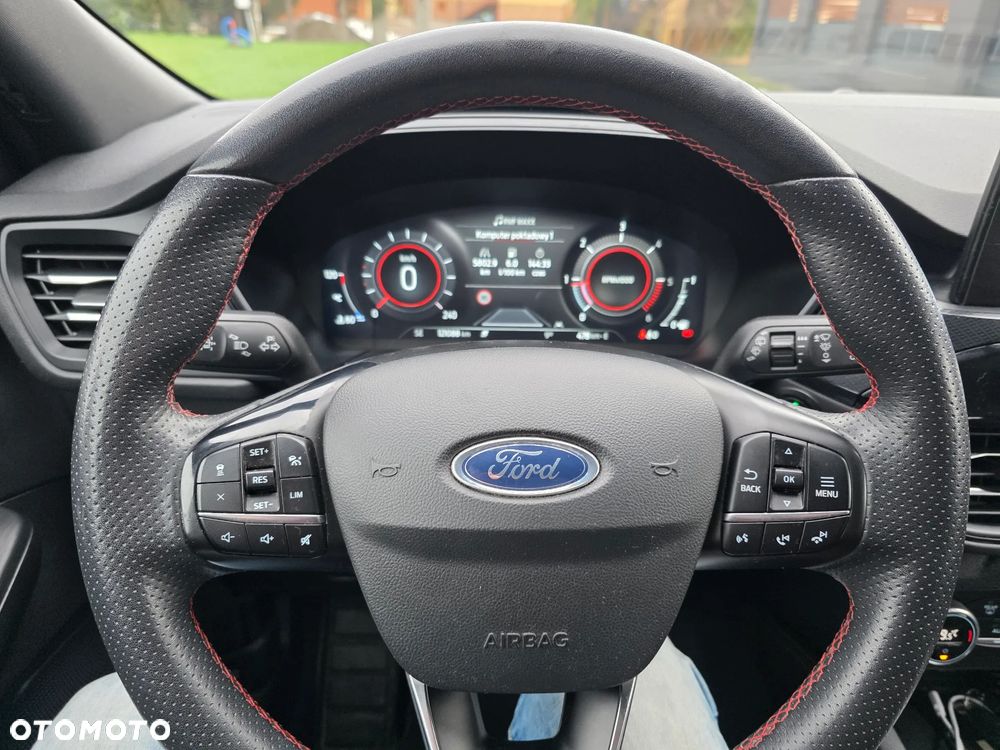 Ford Kuga 2.0 TDCi 2x4 ST-Line - 13