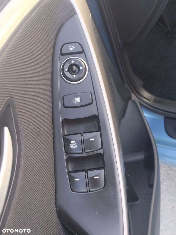 Hyundai i30 1.6 Style - 12