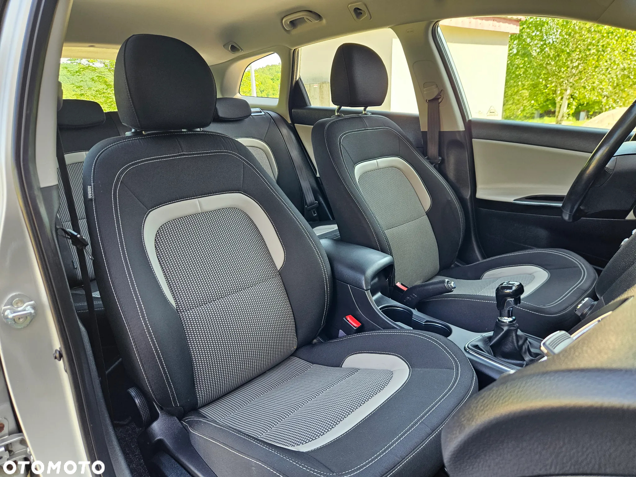 Kia Ceed Cee'd 1.6 GDI Business Line - 8