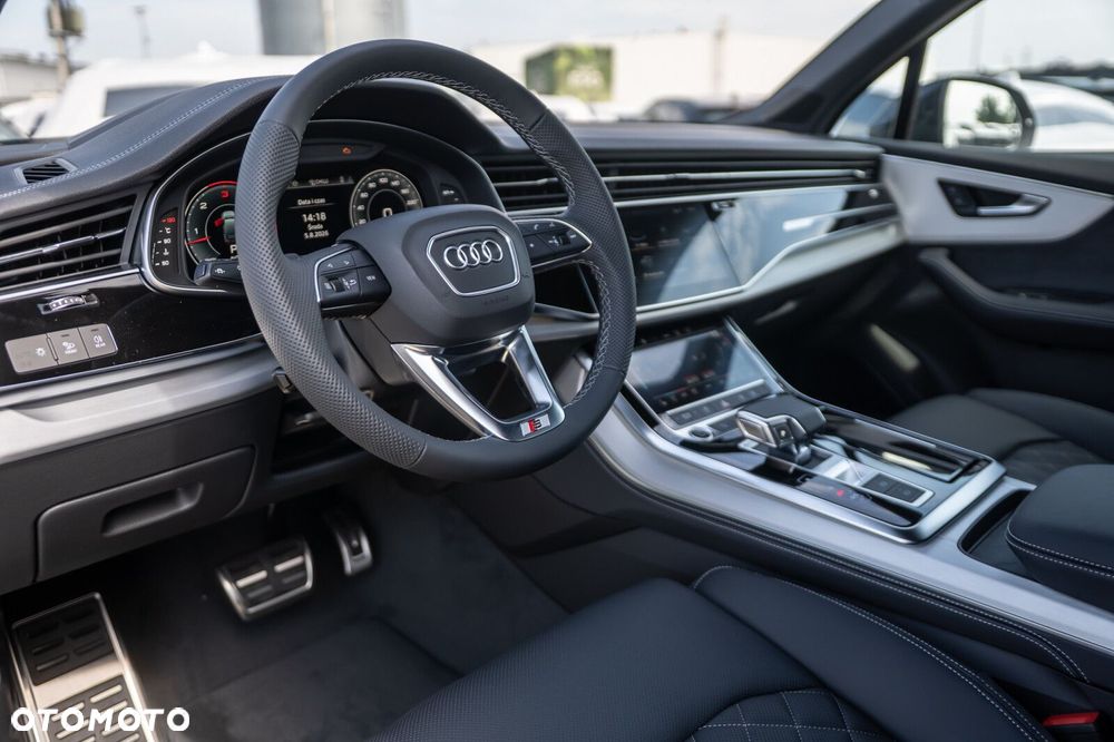 Audi Q7 - 16