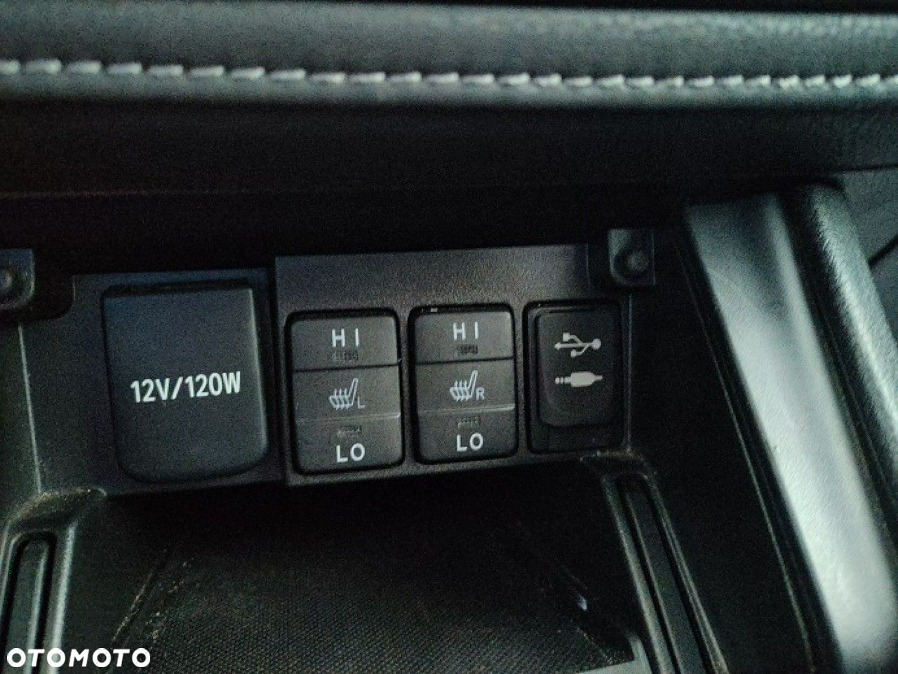 Toyota Auris - 23