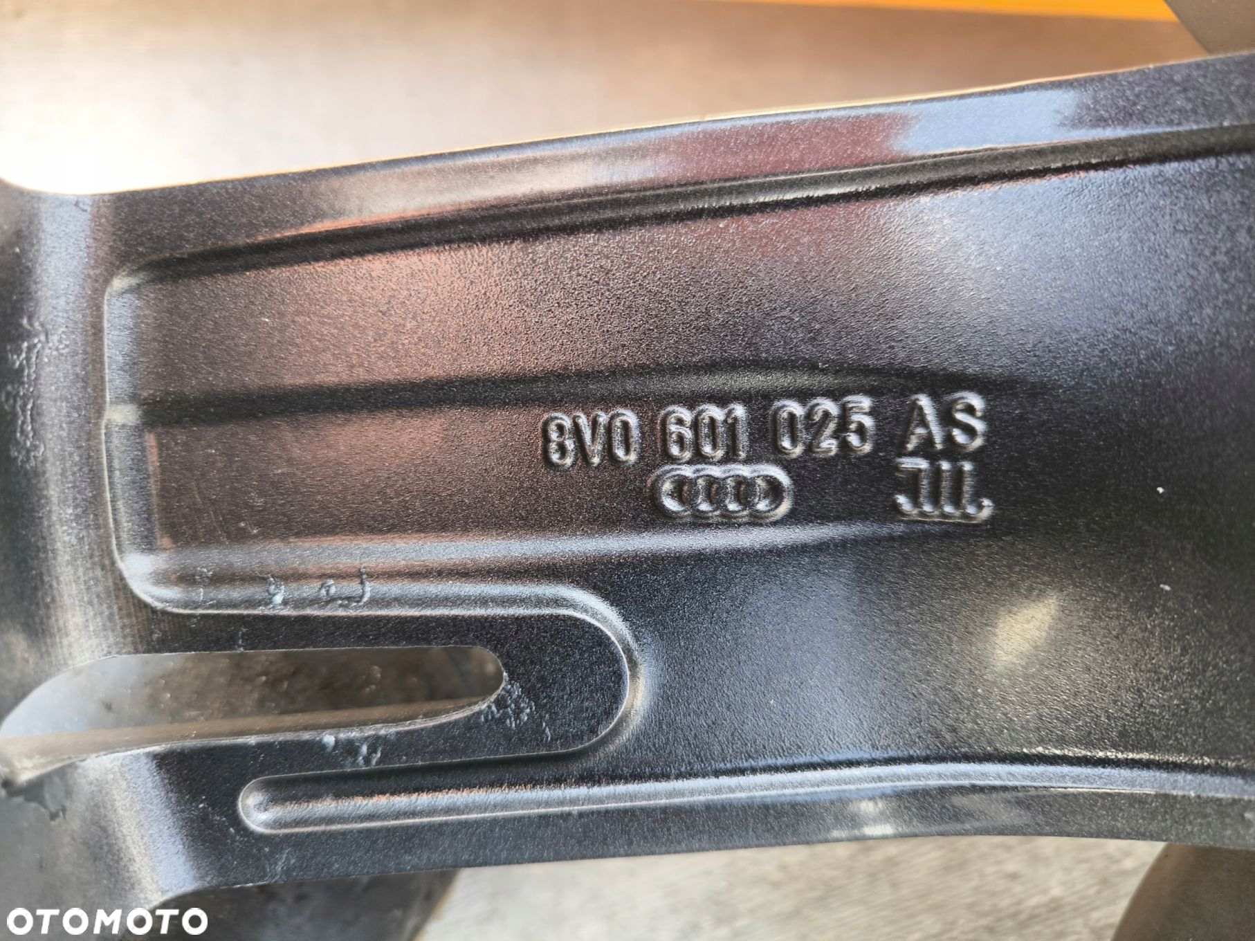 FELGA ALUMINIOWA AUDI A3 S3 8V VW SEAT 8.0J R19 ET49 8V0601025AS *1* OK - 12