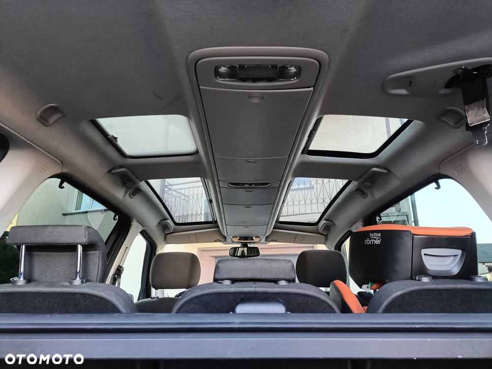 Ford Galaxy - 5