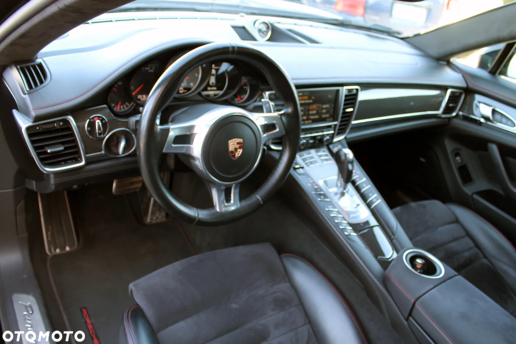 Porsche Panamera GTS - 10