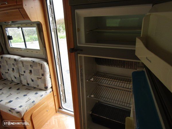 Adria Adriatik Coral 650 SP Cama Francesa - 42