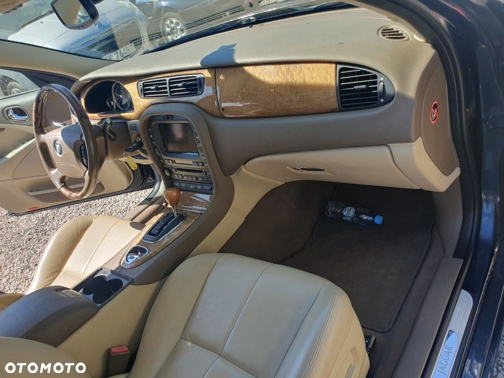 Jaguar S-Type 2.7 Twin Turbo Executive - 9
