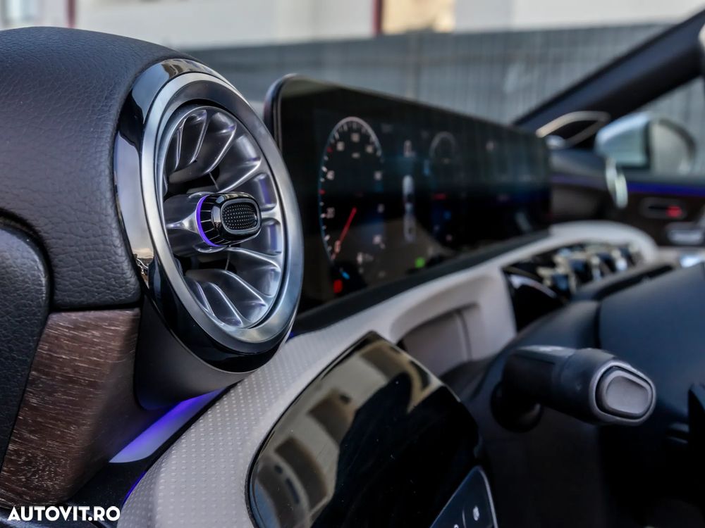 Mercedes-Benz A 250 e 8G-DCT - 35