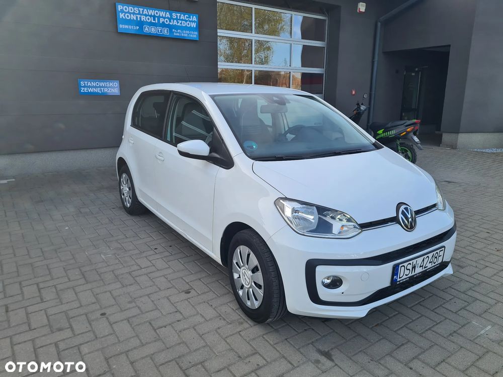 Volkswagen up! United - 15