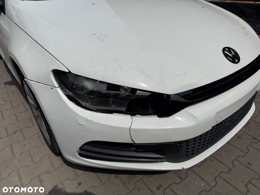 Volkswagen Scirocco 2.0 TDI Blue Motion Technologie - 5