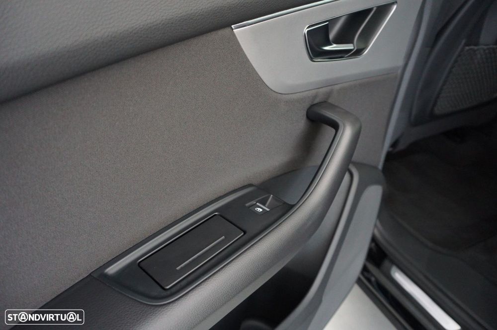 Audi Q8 55 TFSIe quattro Tiptronic competition plus - 34
