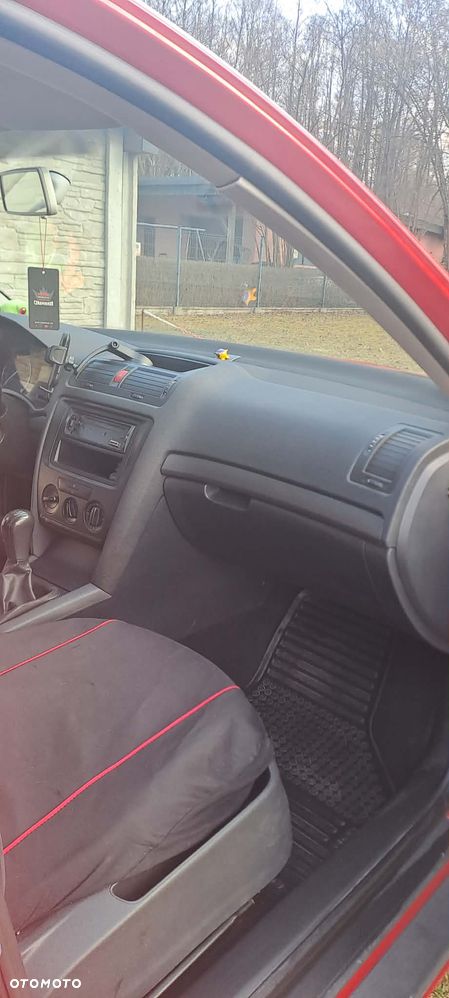 Skoda Octavia 1.6 Classic - 10