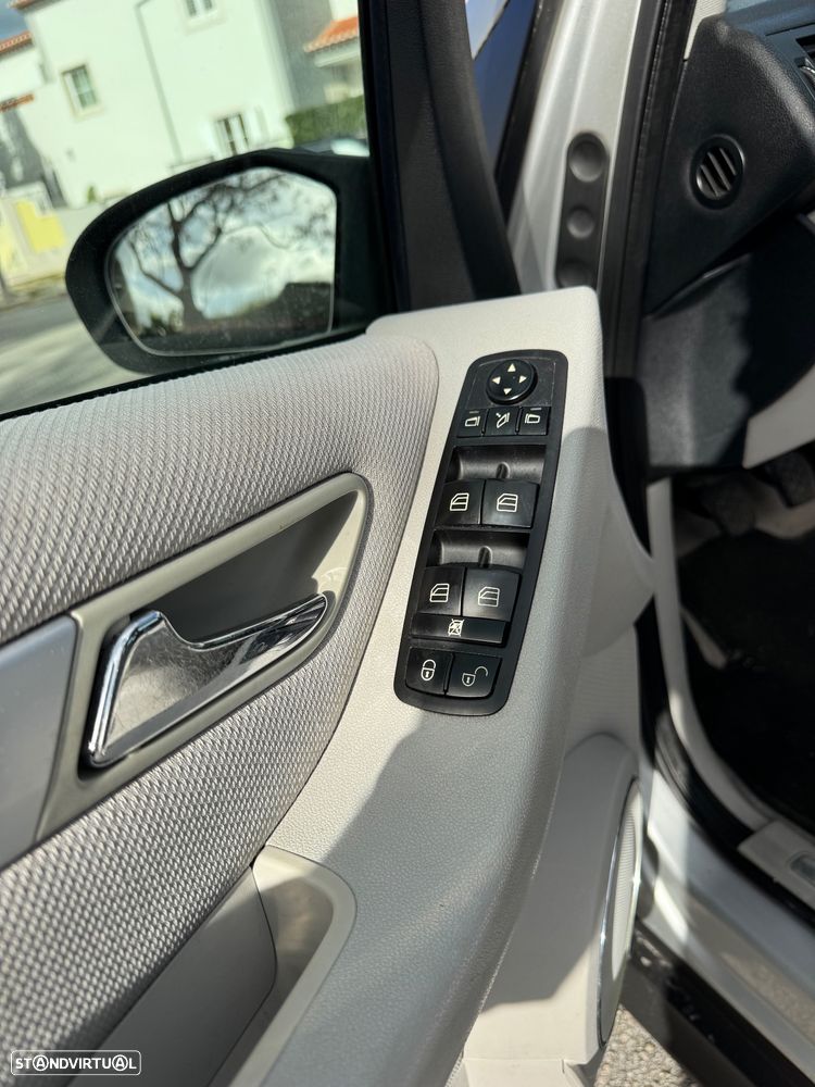 Mercedes-Benz B 150 BlueEFFICIENCY - 6