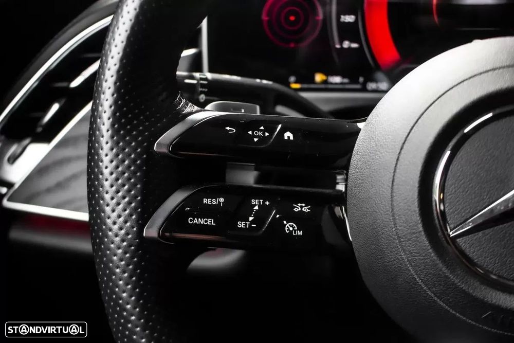 Mercedes-Benz E 220 d AMG Line - 15