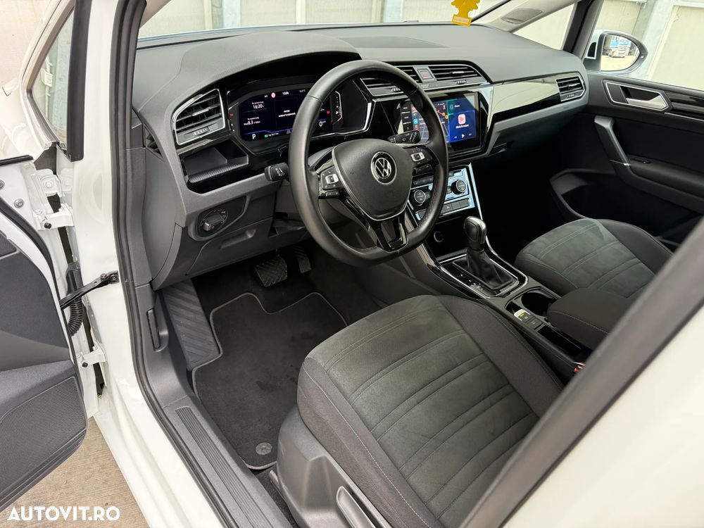 Volkswagen Touran 2.0 TDI SCR DSG Highline - 13