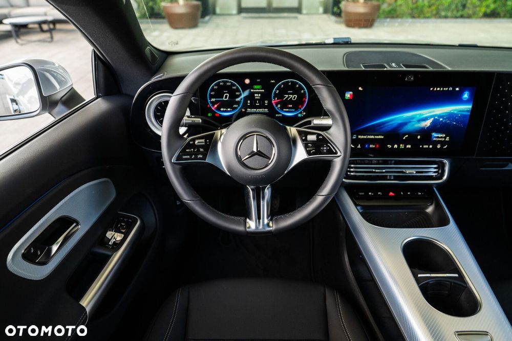 Mercedes-Benz CLA - 18