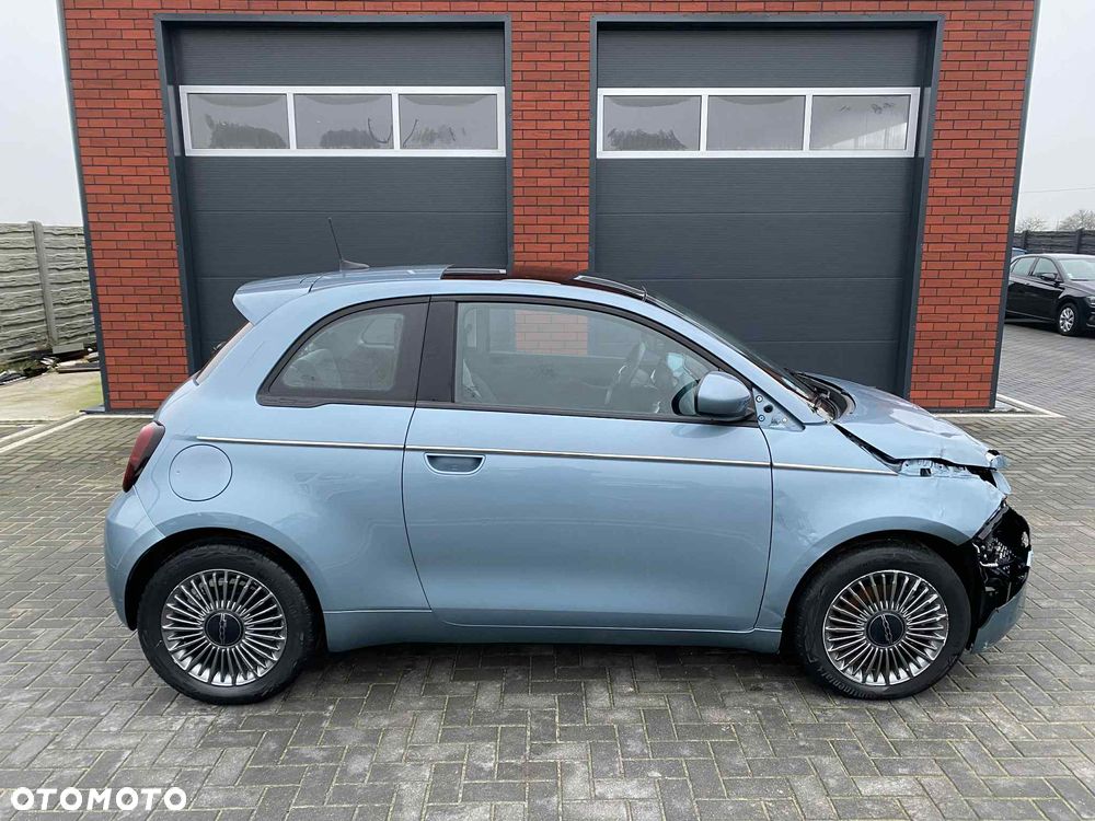 Fiat 500e La Prima - 19